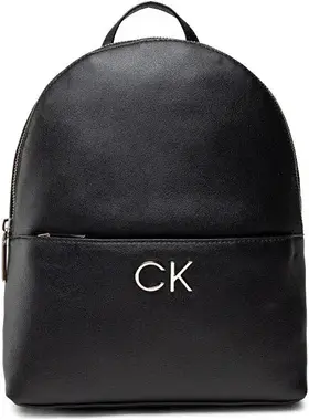 Calvin Klein Re-Lock Round Bp W/Pckt Sm černá